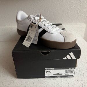 Adidas VL Court 3.0 Sneaker | 7.5 Women’s